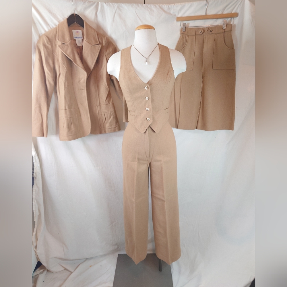 Vintage 1970s College Town Womens Fitted Suit Original Set